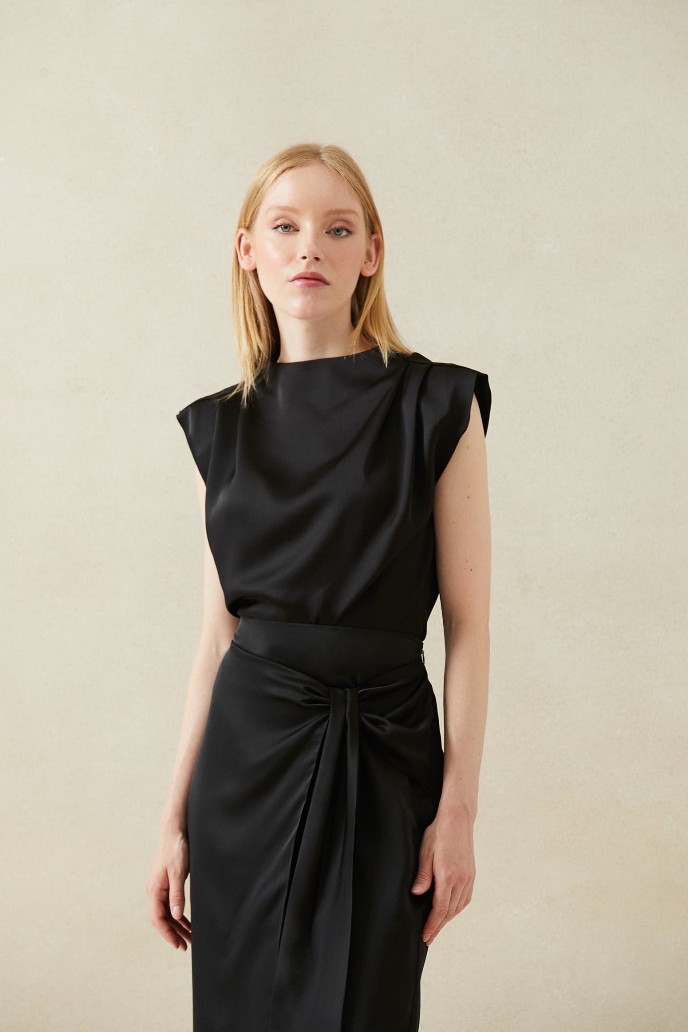 Top ALUD Black Mercury