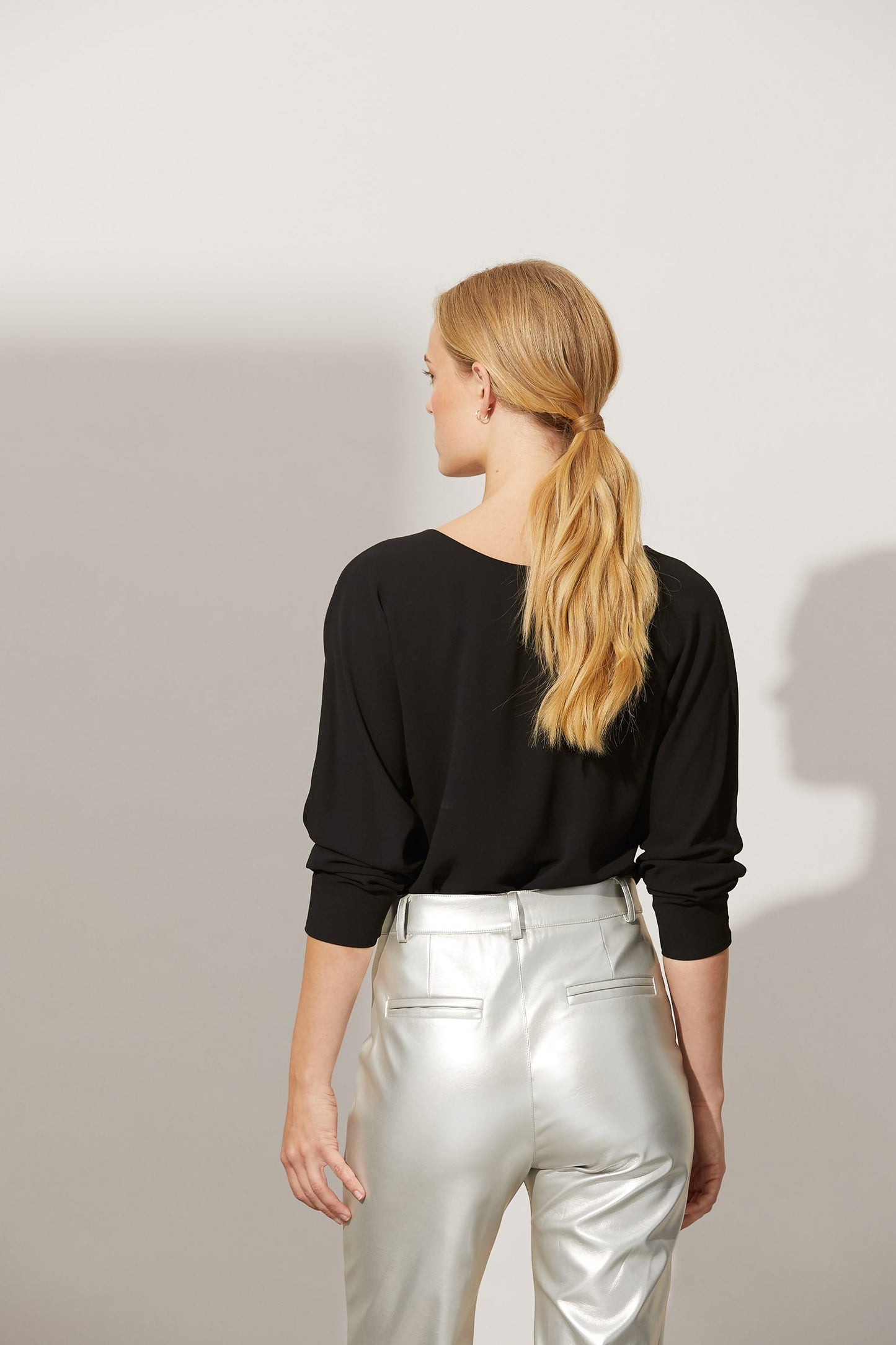 Blusa WASABI Black Mercury