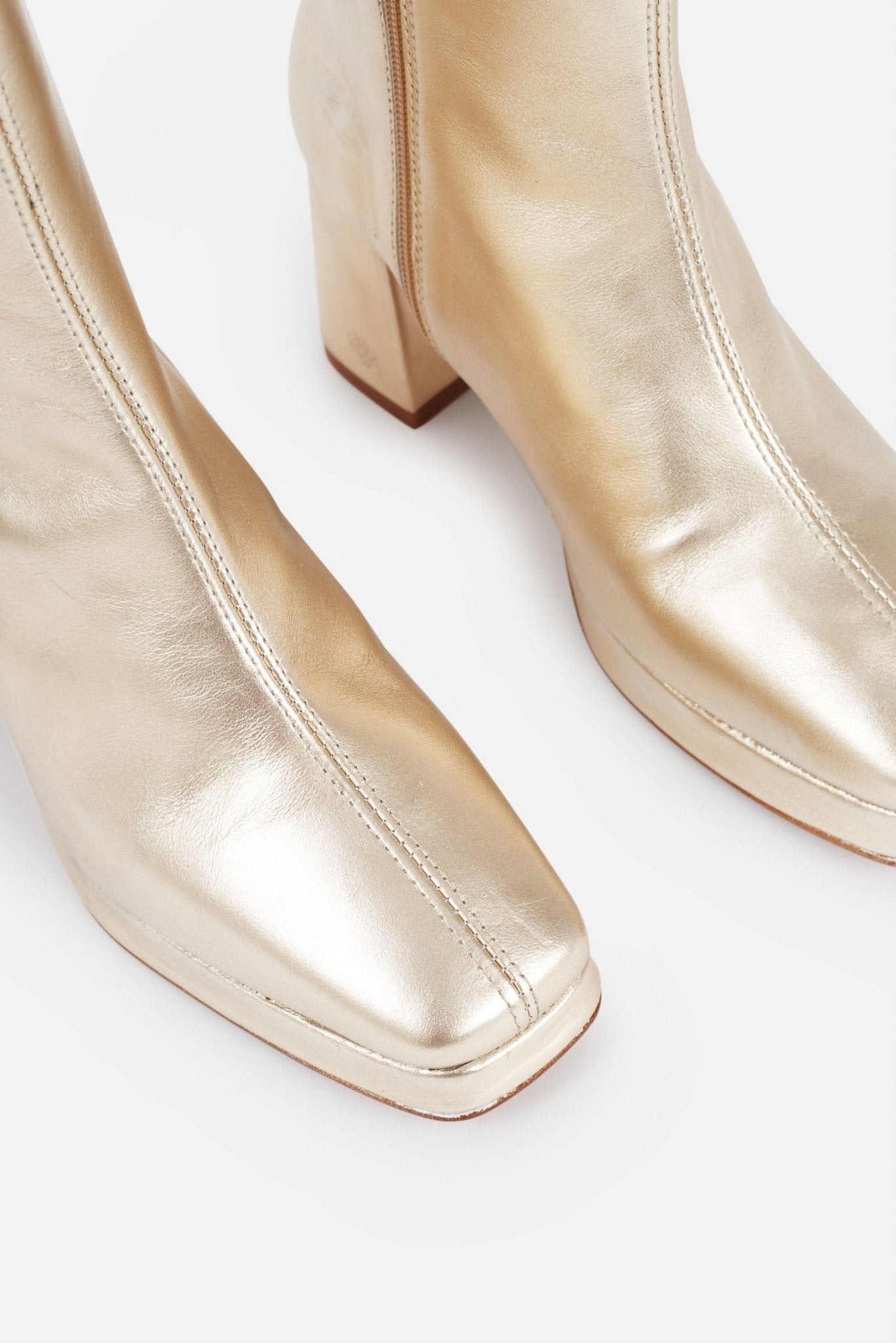 Botín ELENA Metálico