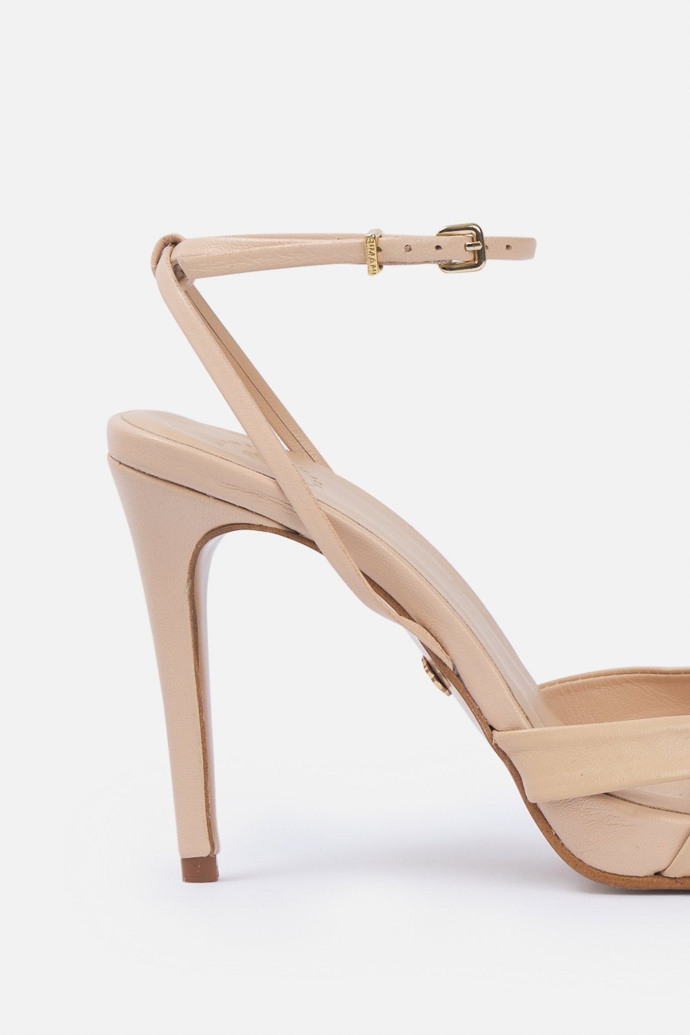 Sandalia GABRIELA Napa Marfil