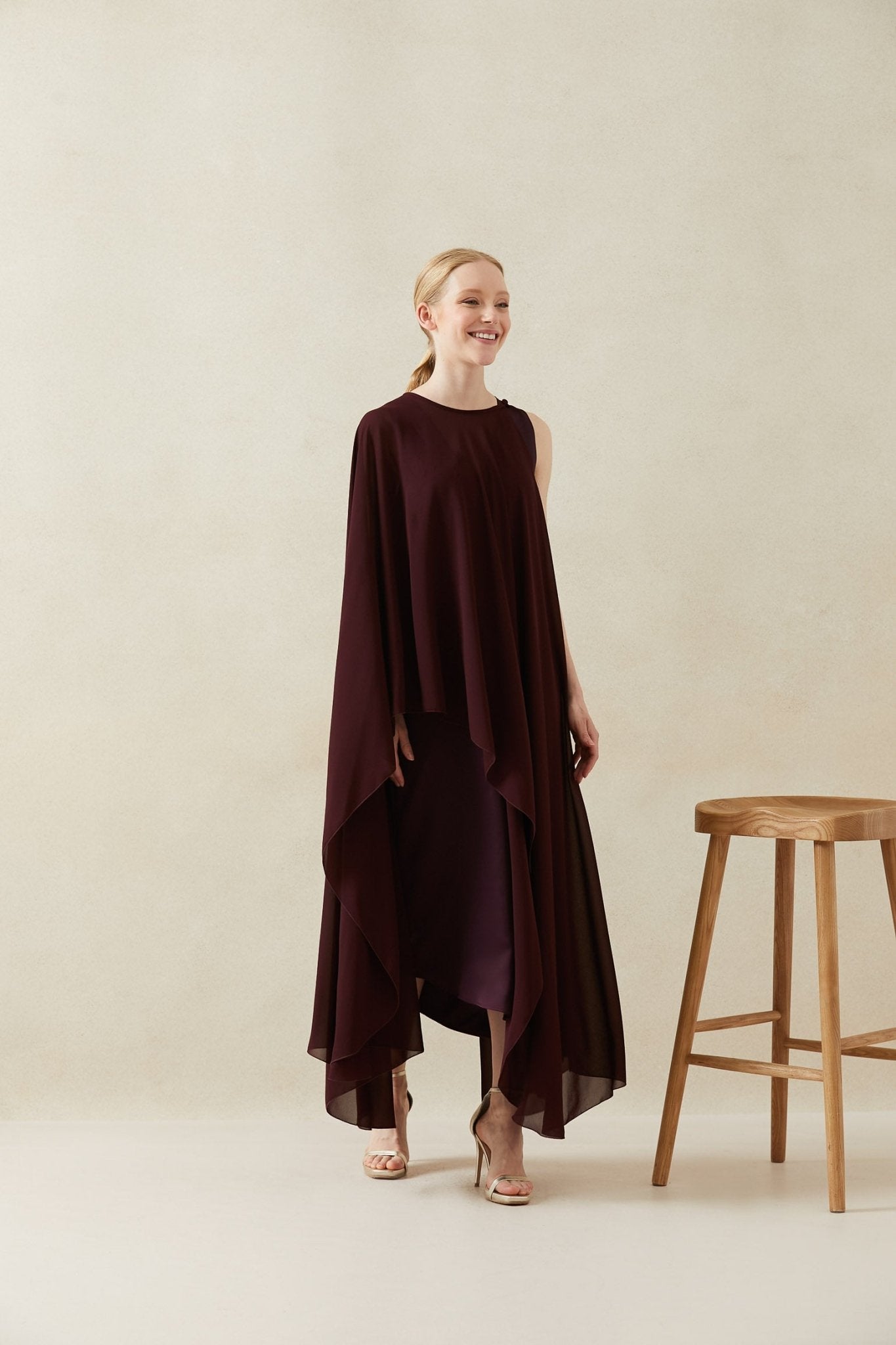 Vestido RICCI Burgundy Claret